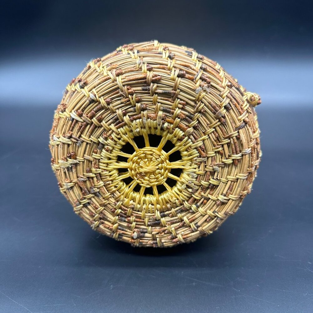 Handwoven Pine Needle Grass Basket Vase Decorative Rustic Boho Home Decor - Picture 7 of 13